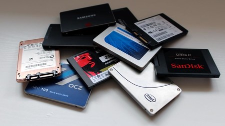 DISCO DURO SSD 2.5 250 / 256 GB VARIAS MARCAS 